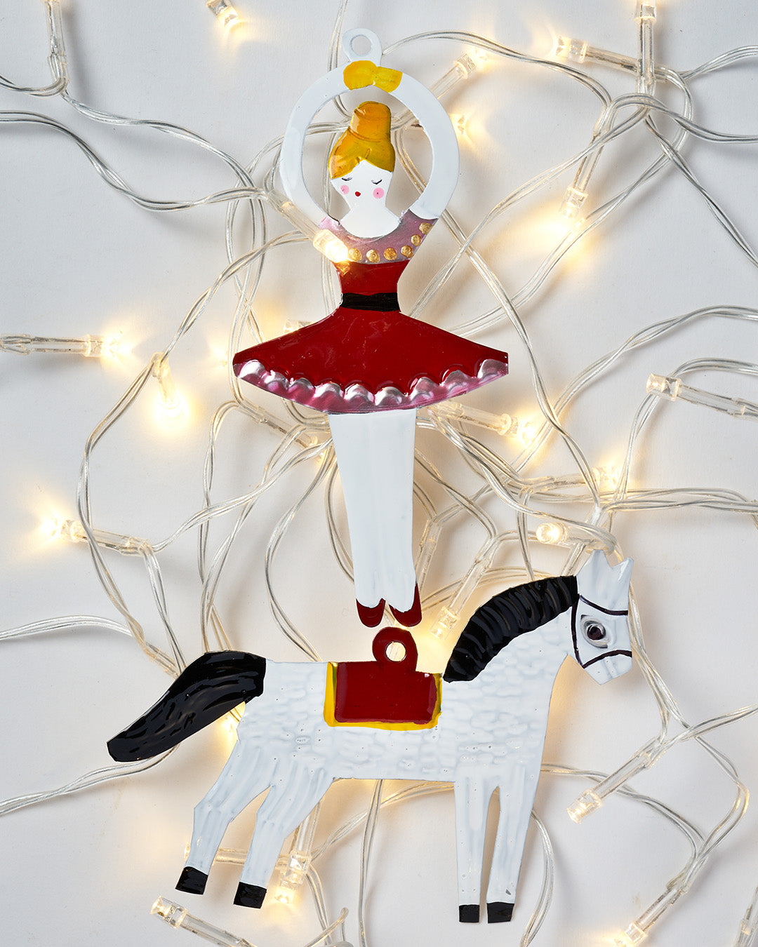 Handmade Tin Decoration - Friendly Showman