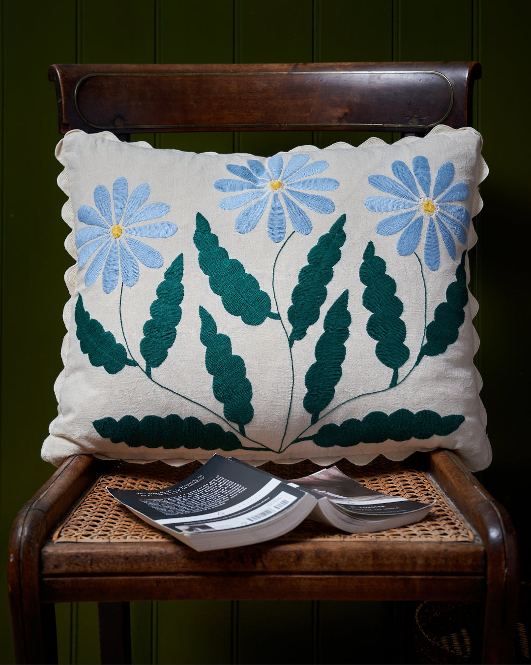 Winter Daisy Blue -  Otomi hand embroidered