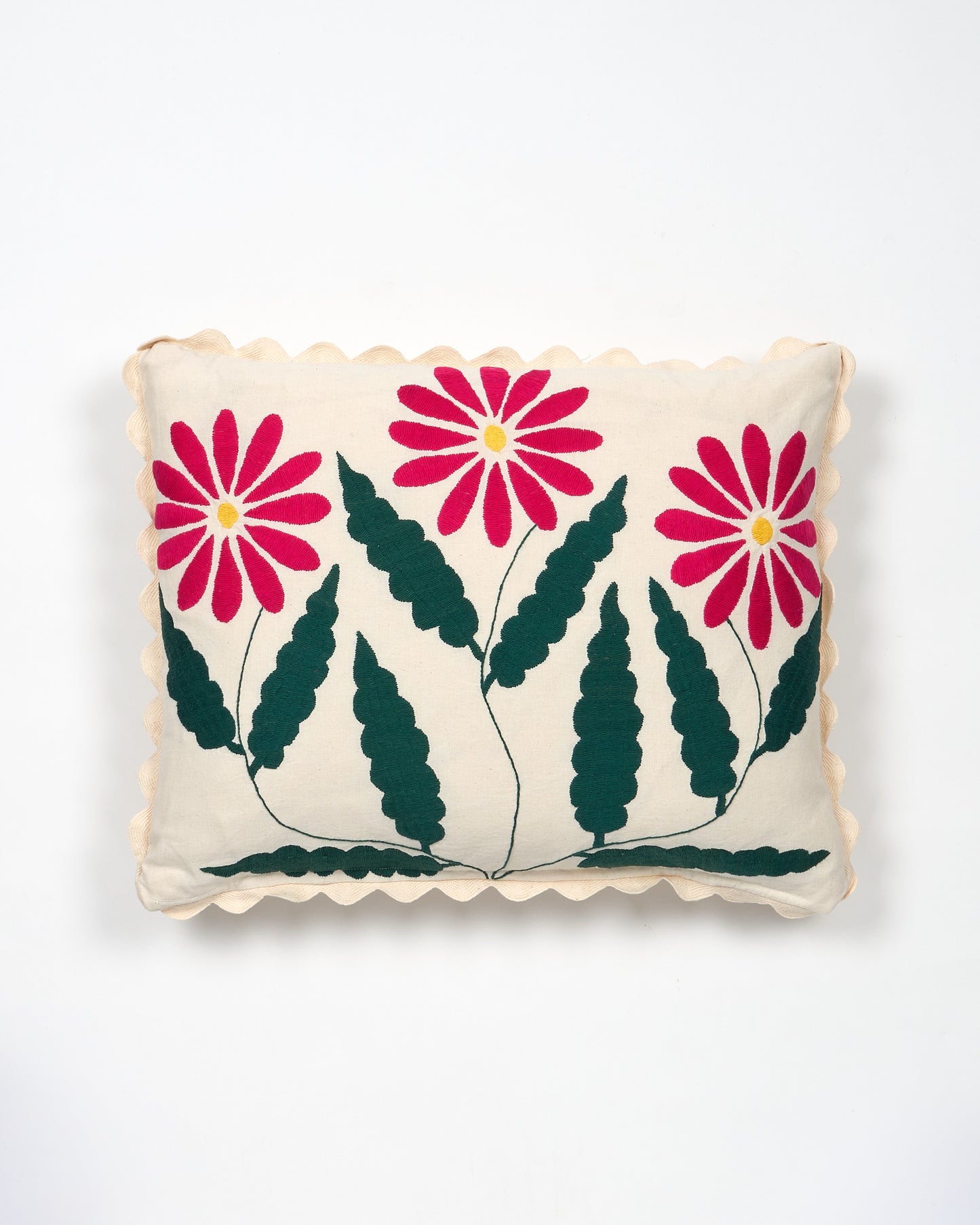 Witer Daisy Pink -  Otomi hand embroidered