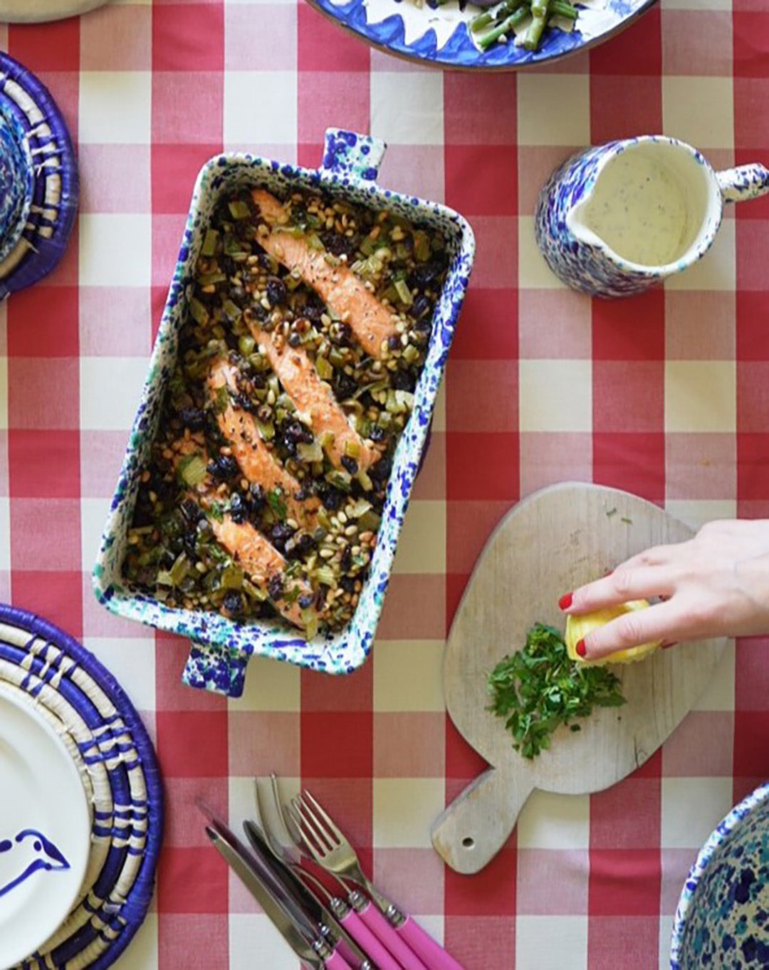 Medium Rectangular Oven Dish with handles - 3 Colourways