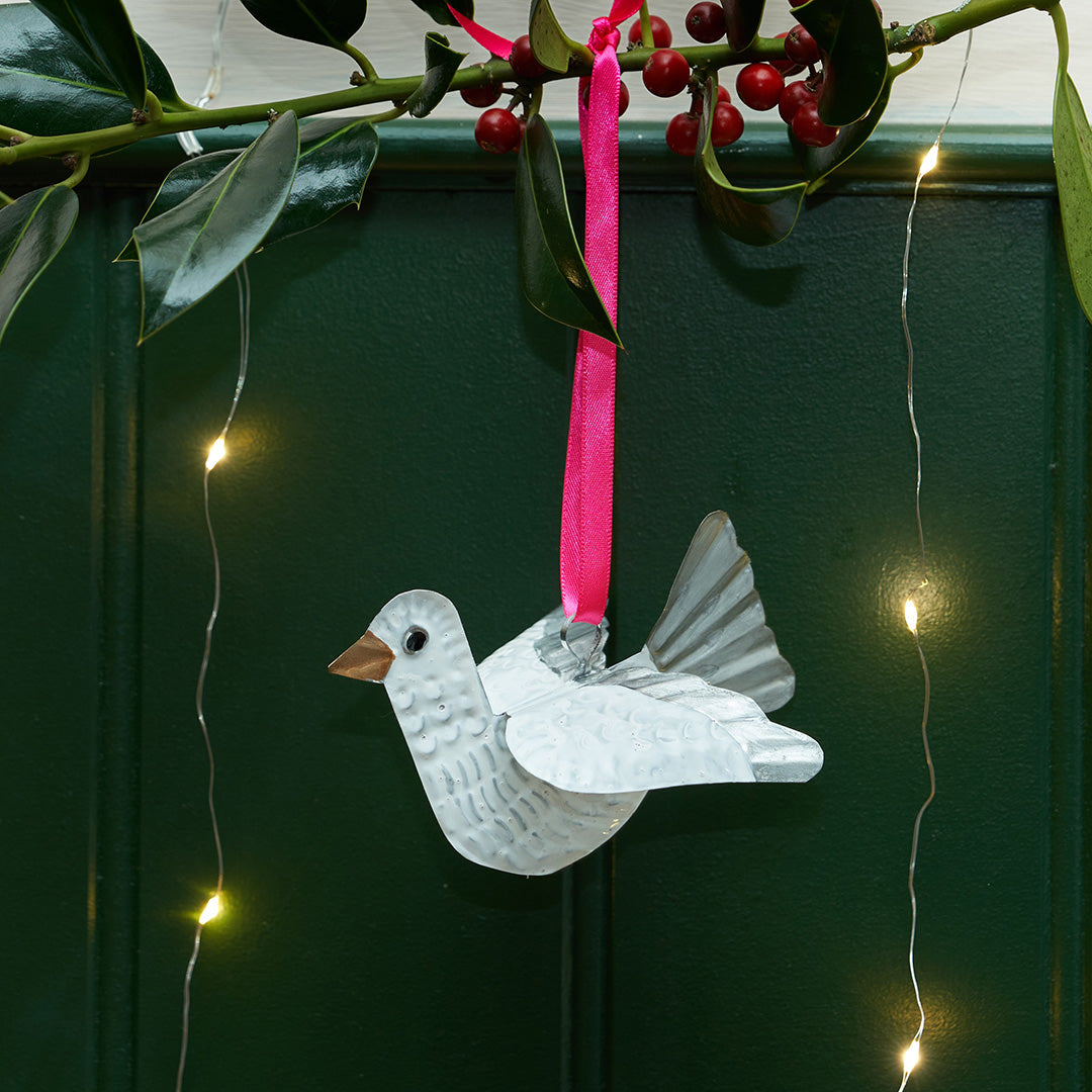 3D Tin Bird Decoration - White